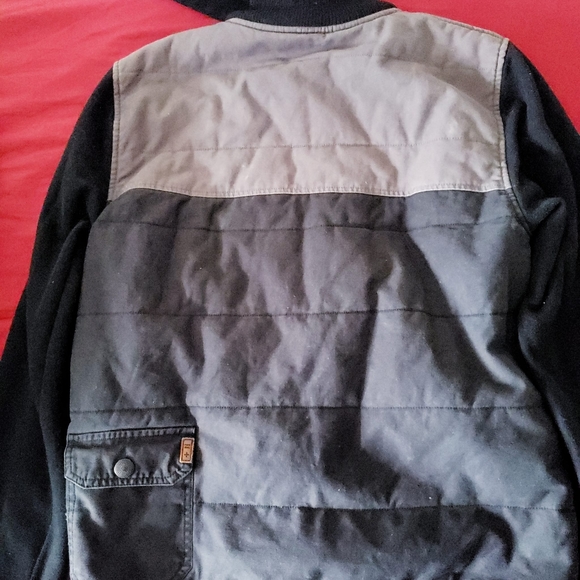 Billabong jacket - Picture 5 of 6